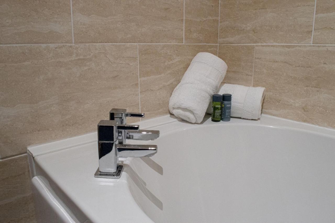 Bed& Boujee With Sea Views Apartment Torquay Exterior photo