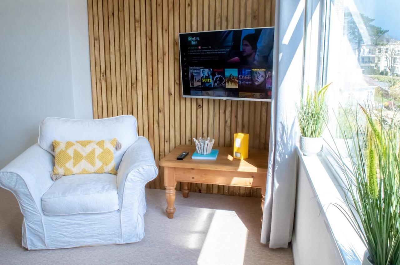 Bed& Boujee With Sea Views Apartment Torquay Exterior photo